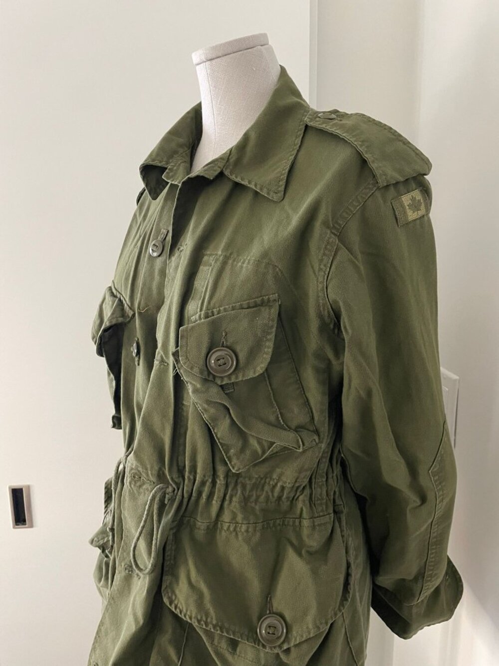 Vintage Canadian Army Jacket Sz Small/Medium